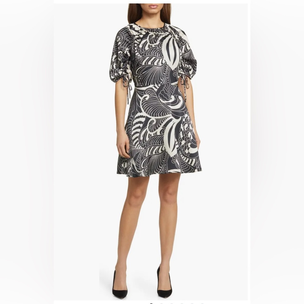‼️LAST CHANCE‼️ NWT Ted Baker Faridda Printed Puff Sleeve Dress